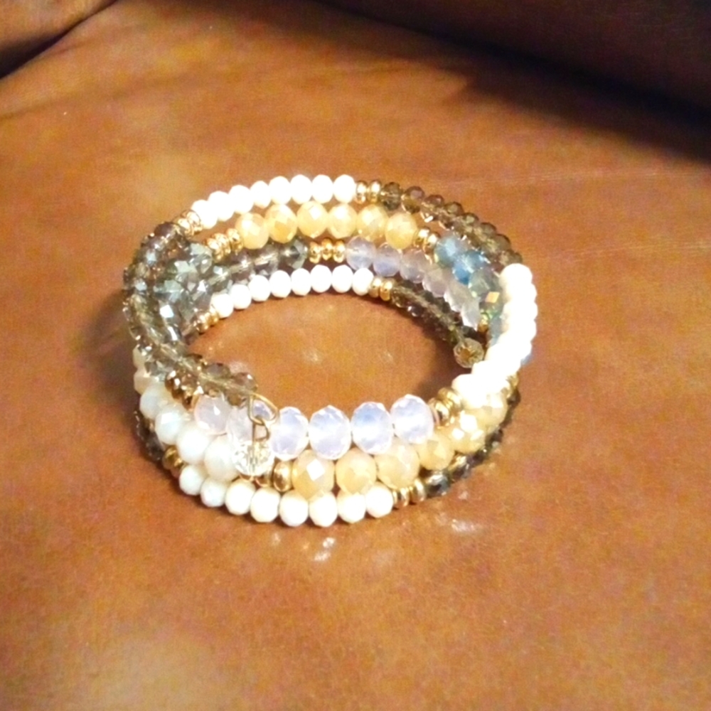 Beaded spiral bracelet